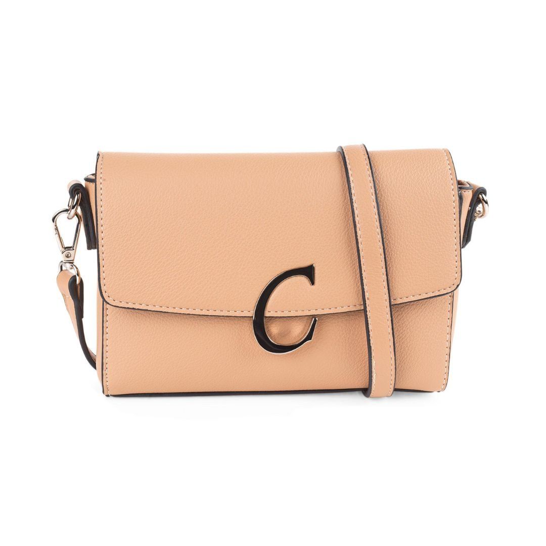 Bolso bandolera de mujer con solapa Cimarron camel frontal con bandolera de polipiel Bolso bandolera de mujer con solapa Cimarron camel frontal con bandolera de polipiel