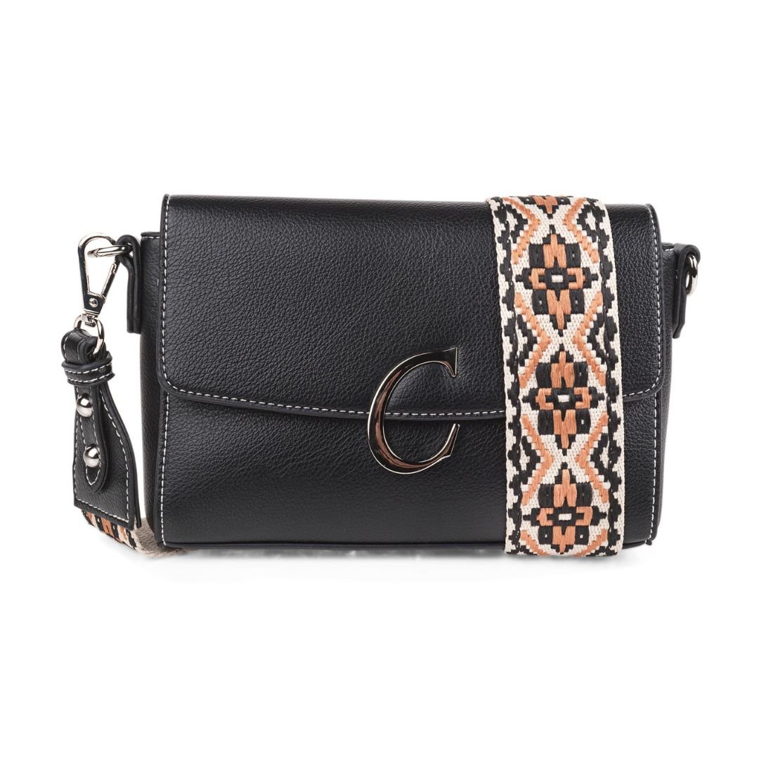 Bolso bandolera de mujer con solapa Cimarron negro frontal con bandolera de tela Bolso bandolera de mujer con solapa Cimarron negro frontal con bandolera de tela