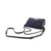 Bolso Don Algodón acolchado con solapa negro detalle de correas Bolso Don Algodón acolchado con solapa negro detalle de correas