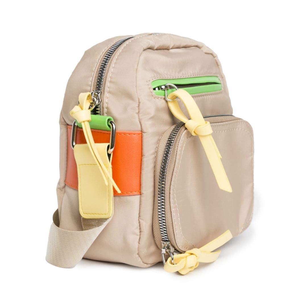 Bolso bandolera de nylon Tantrend beige lateral Bolso bandolera de nylon Tantrend beige lateral