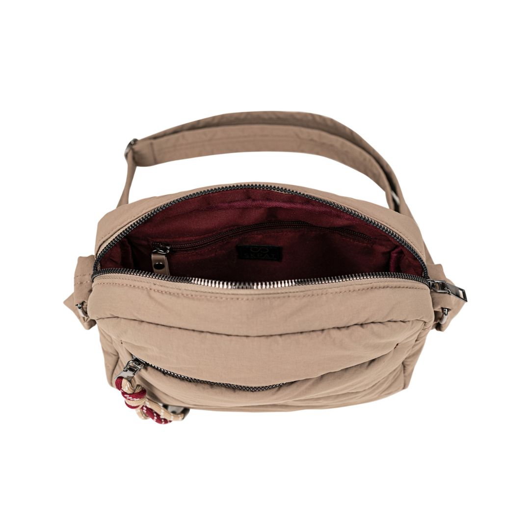Bolso bandolera acolchado skpat taupe interior Bolso bandolera acolchado skpat taupe interior