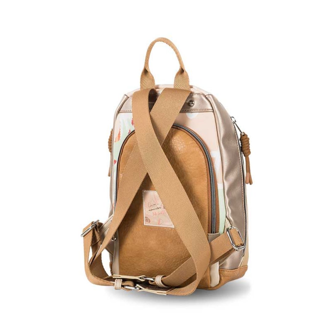 Mochila antirrobo Ventis detalle de apertura trasera